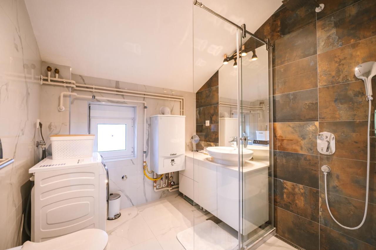 Mikonos Apartman Surčin Exteriér fotografie