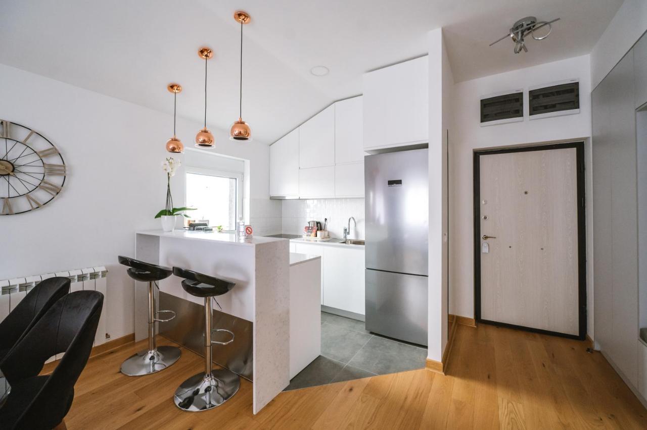 Mikonos Apartman Surčin Exteriér fotografie