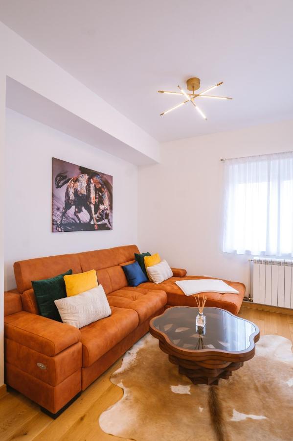 Mikonos Apartman Surčin Exteriér fotografie