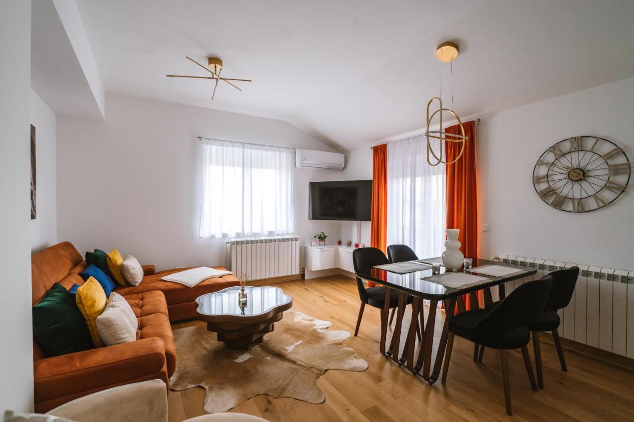 Mikonos Apartman Surčin Exteriér fotografie